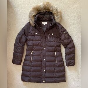 Michael Kors dark brown down filled coat with faux fur hood trim. Size Large.